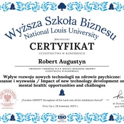 Powiększ